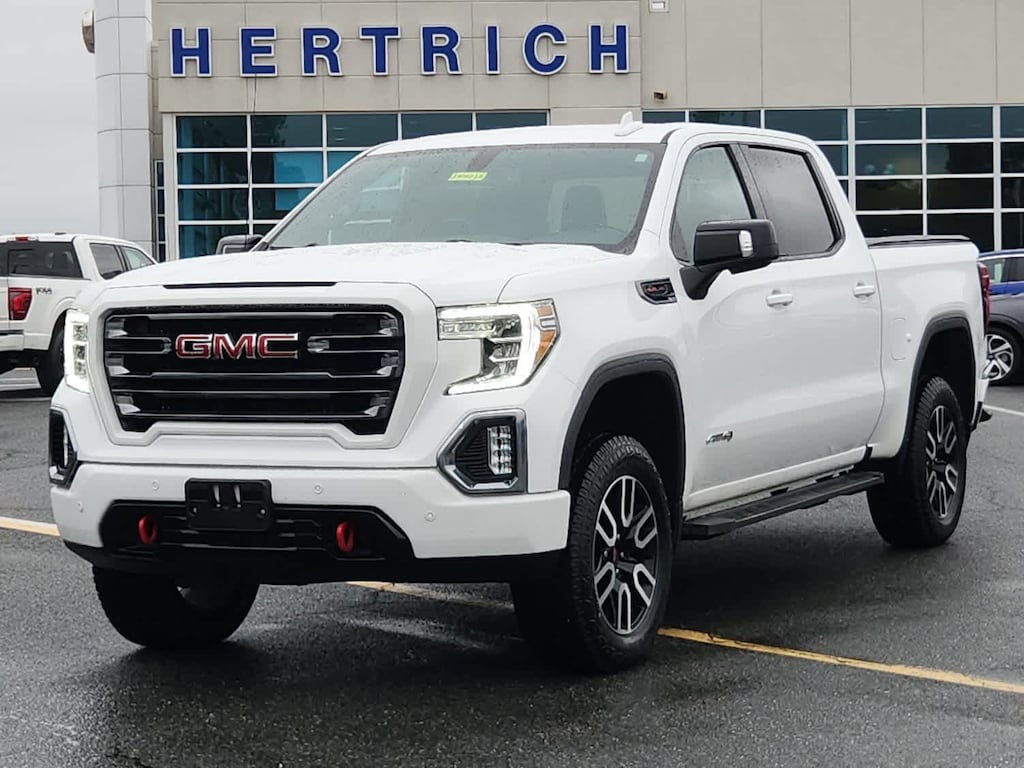 Certified 2022 GMC Sierra 1500 Limited AT4 4WD Crew Cab 147 Truck Crew Cab