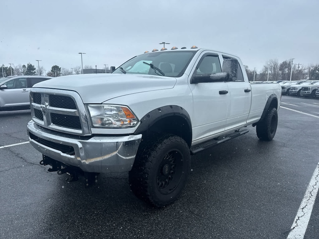 Used 2018 Ram 2500 Tradesman 4x4 Crew Cab 8 Box Truck Crew Cab