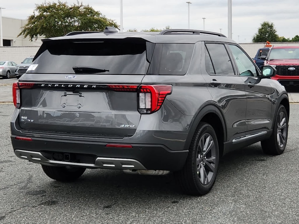 New 2025 Ford Explorer Active 4WD