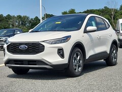 2025 Ford Escape ST-Line Select AWD