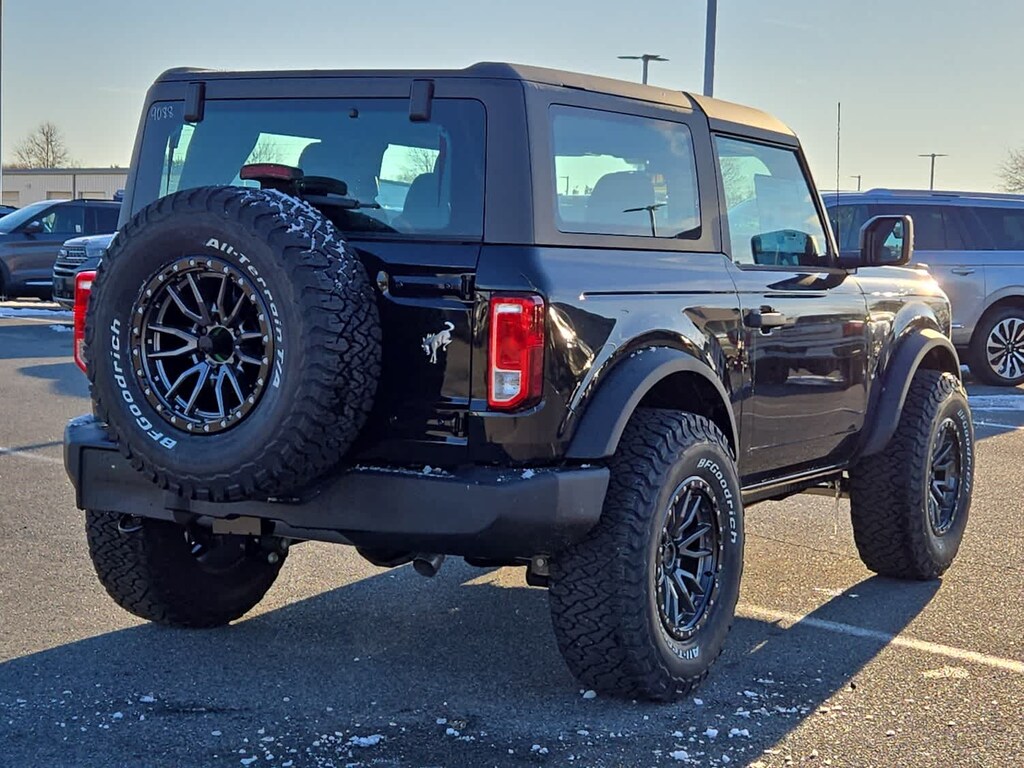 New 2025 Ford Bronco Base 4x4