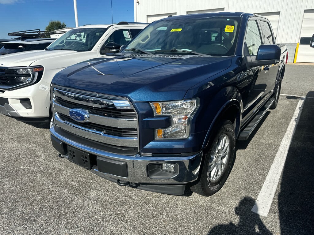 Used 2017 Ford F-150 Lariat 4WD Supercrew 5.5 Box Truck SuperCrew Cab