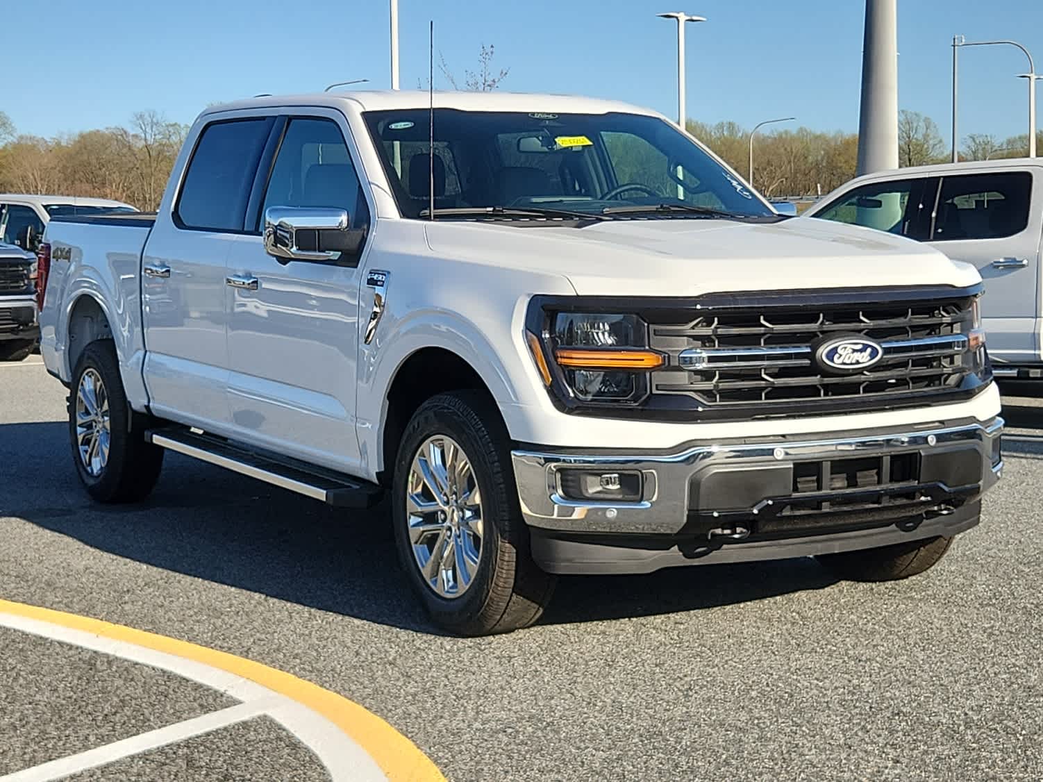 2025 Ford F-150 XLT photo 2