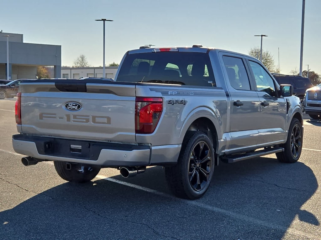 New 2025 Ford F-150 STX 4WD Supercrew 5.5 Box 4WD SuperCrew 5.5 Box