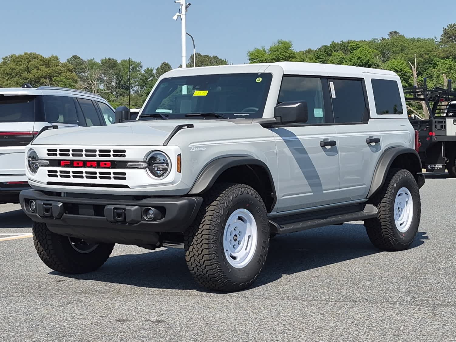 2026 Ford Bronco Heritage Edition 4x4's photo