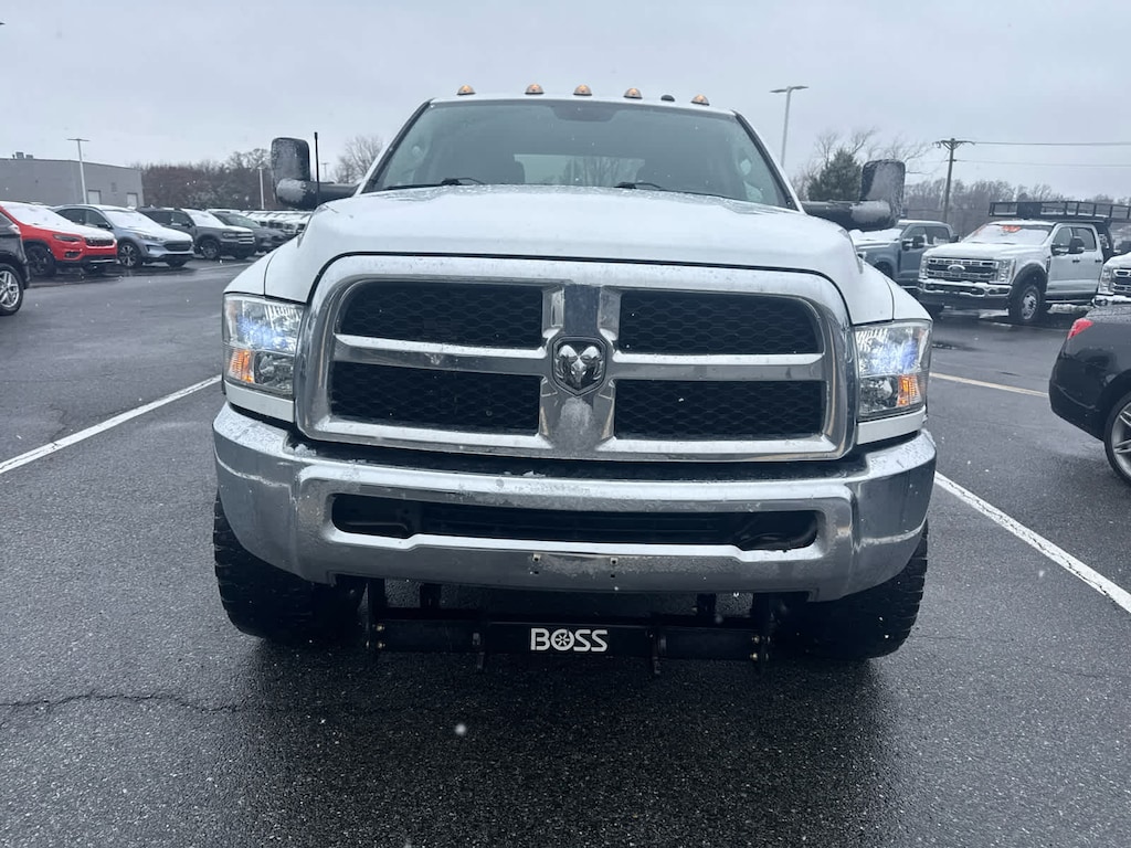 Used 2018 Ram 2500 Tradesman 4x4 Crew Cab 8 Box Truck Crew Cab