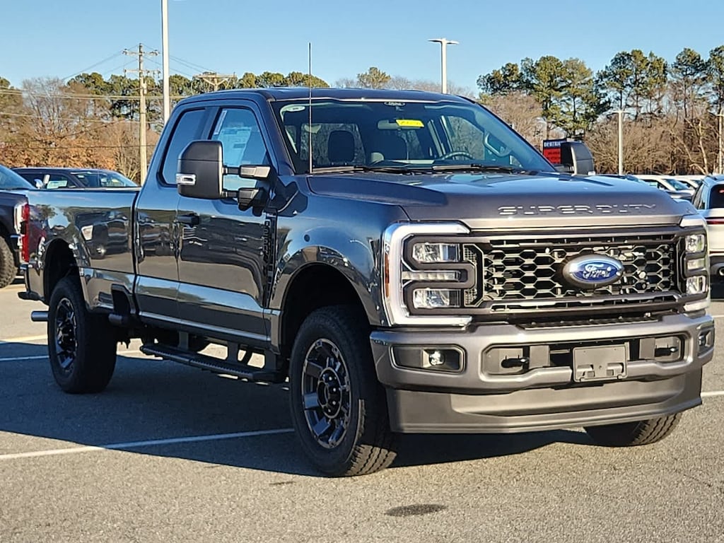 New 2025 Ford Super Duty F-250 SRW XL 4WD Supercab 8 Box 4WD SuperCab 8 Box