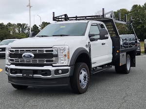 2024 Ford Super Duty F-450 DRW Chassis Cab XL 4WD Supercab 168 WB 60 CA Truck Super Cab