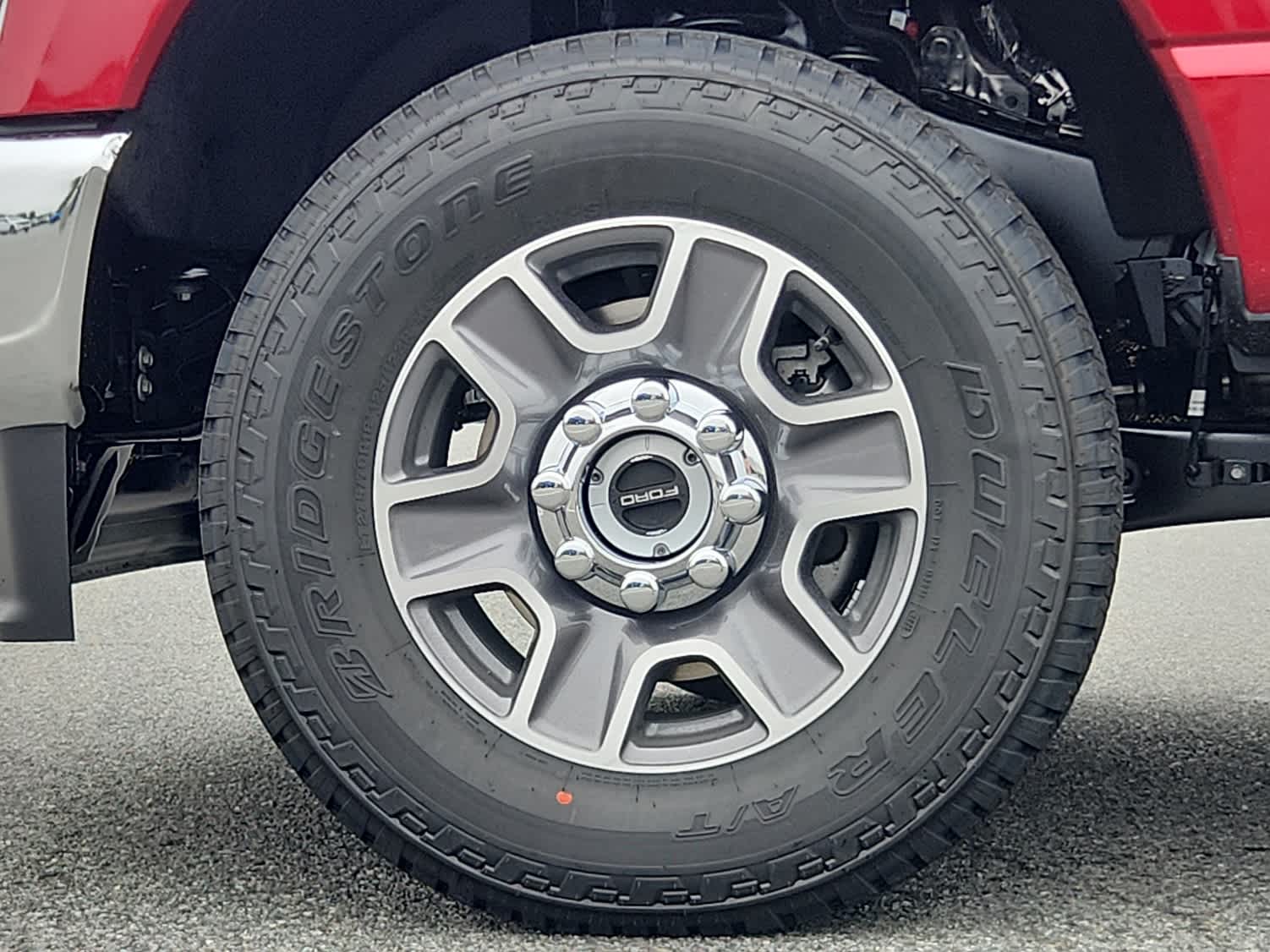 2025 Ford F-350 Super Duty XLT - Photo 6