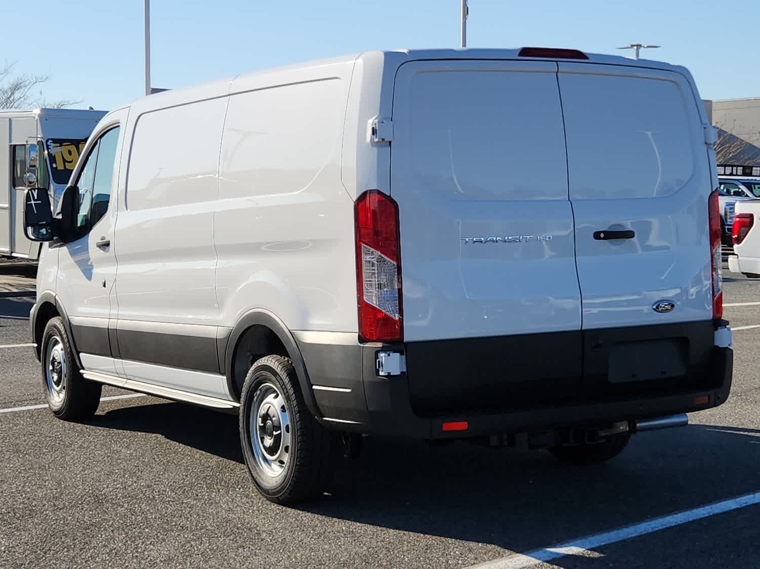 2025 Ford Transit photo 4