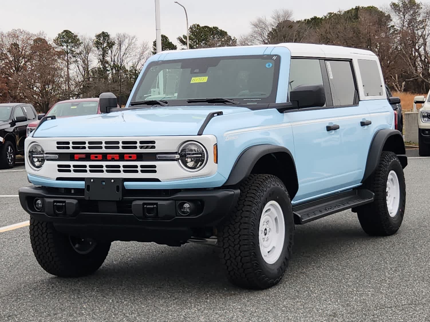 2025 Ford Bronco 4-Door Heritage Editon's photo