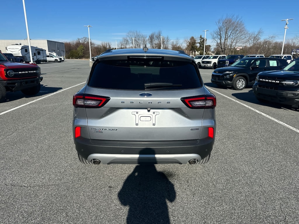 2023 Ford Escape Platinum photo 3