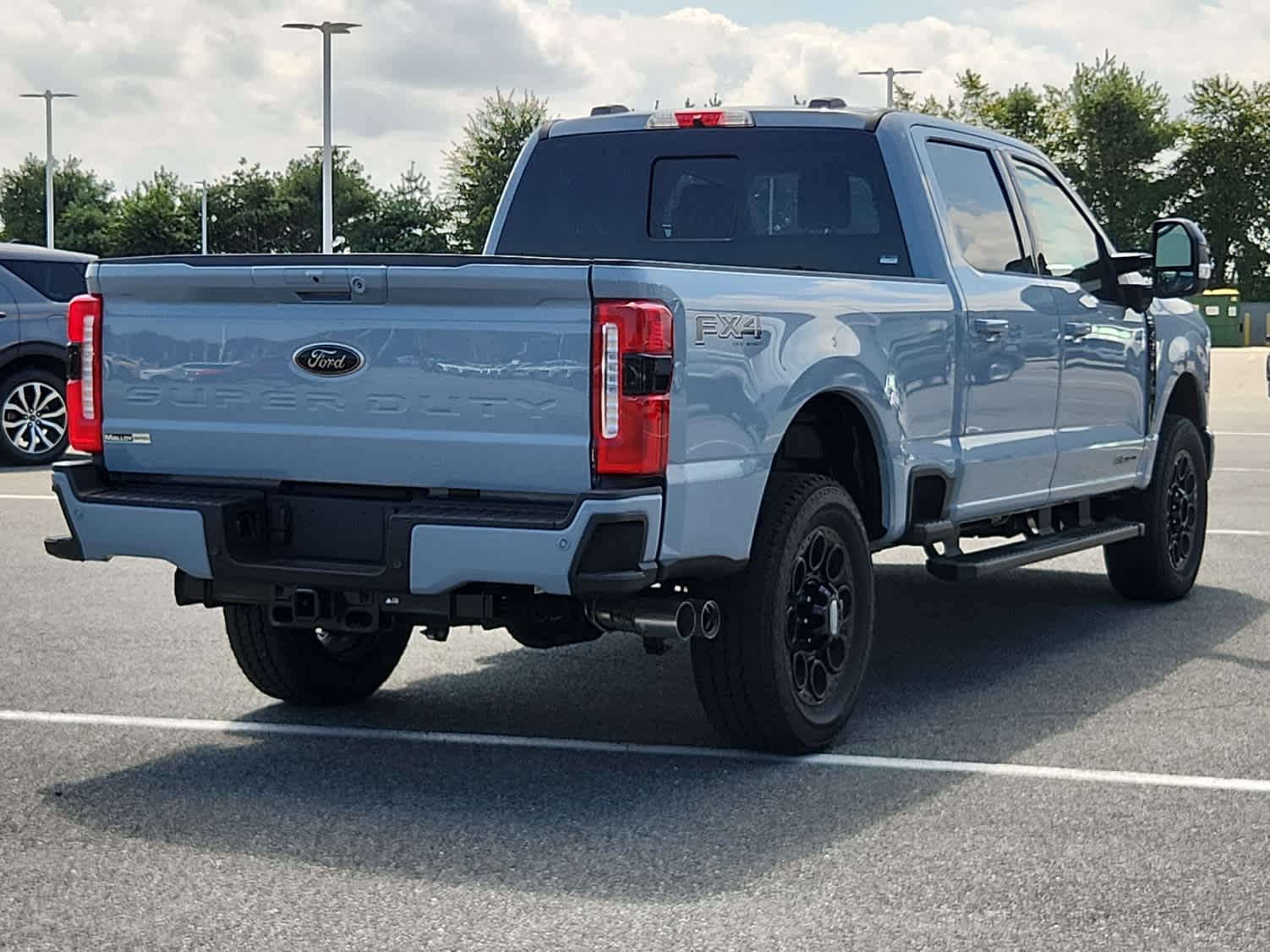 2025 Ford F-250 Lariat photo 3