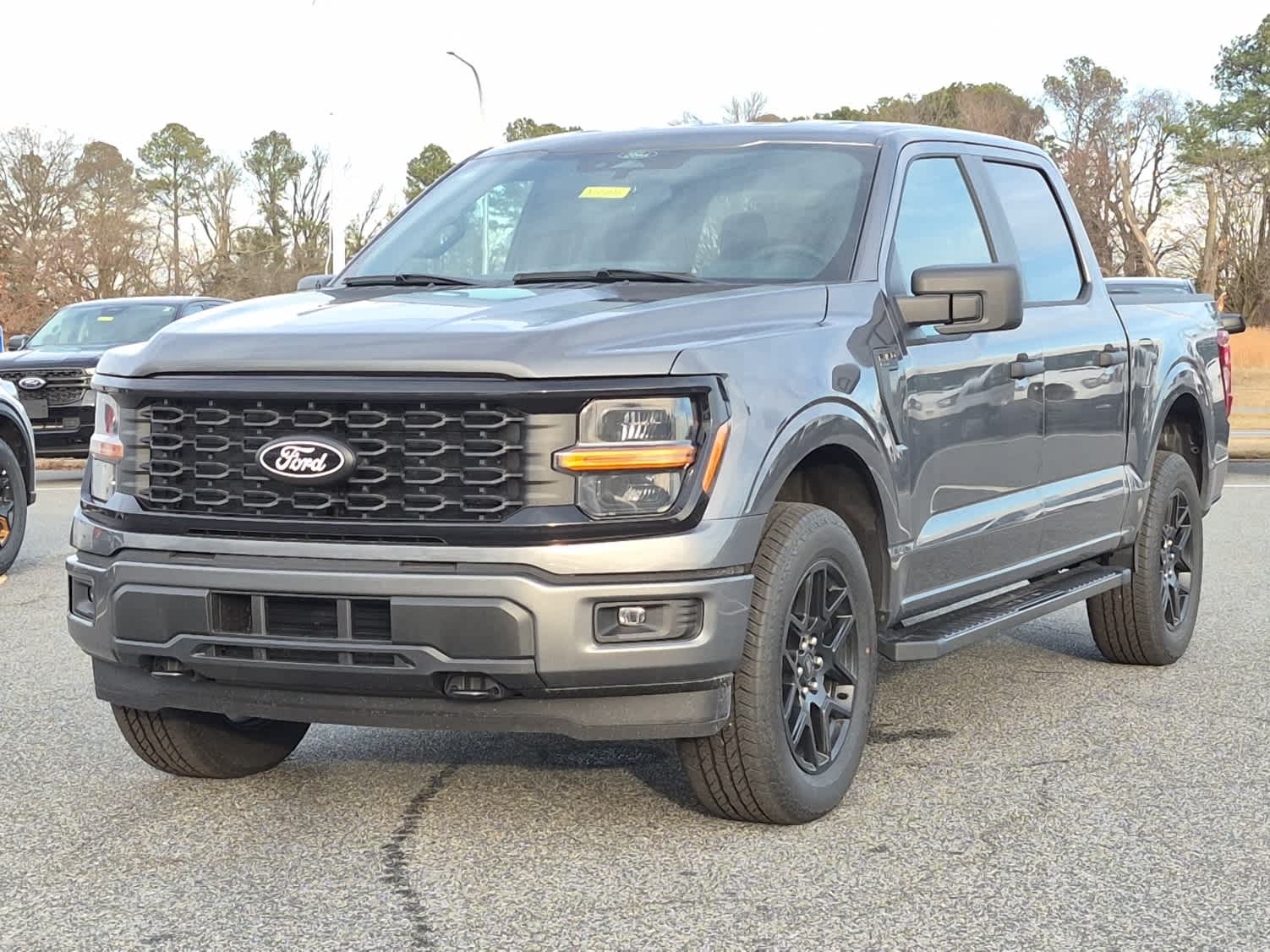 2025 Ford F-150 STX's photo