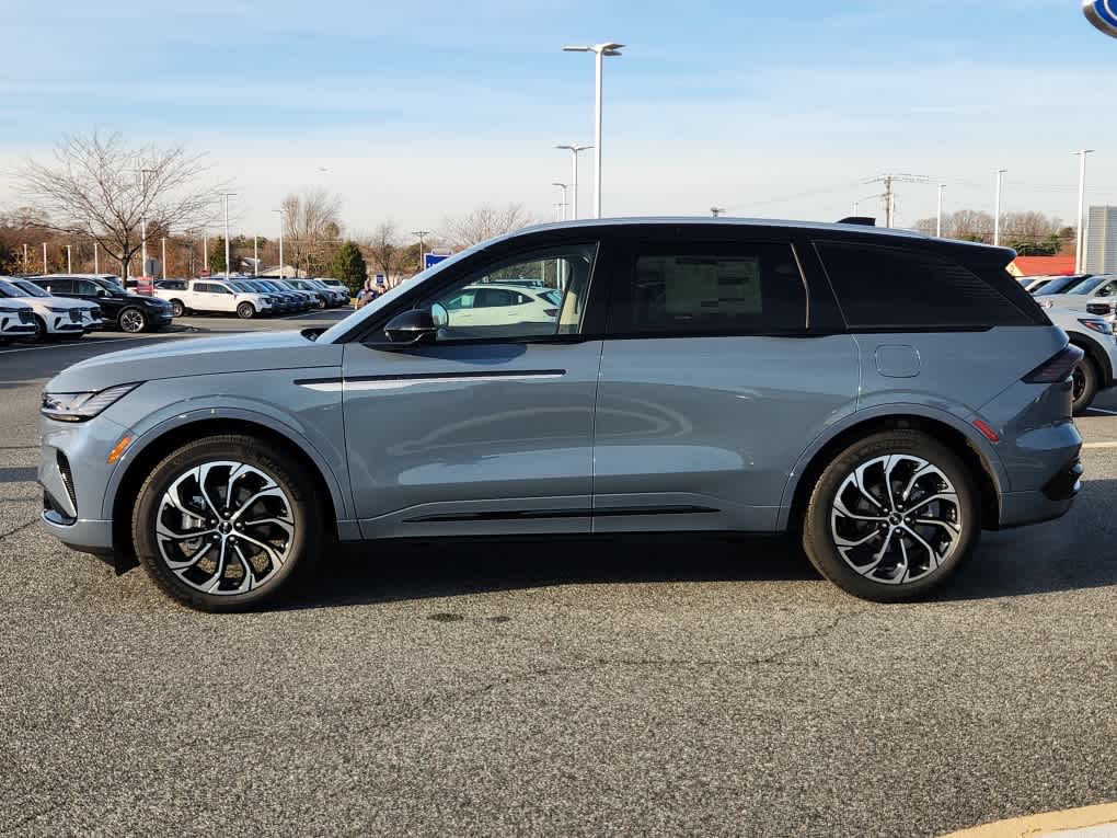 2026 Lincoln Nautilus Reserve photo 4