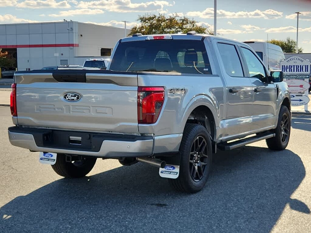 New 2025 Ford F-150 STX 4WD Supercrew 5.5 Box 4WD SuperCrew 5.5 Box