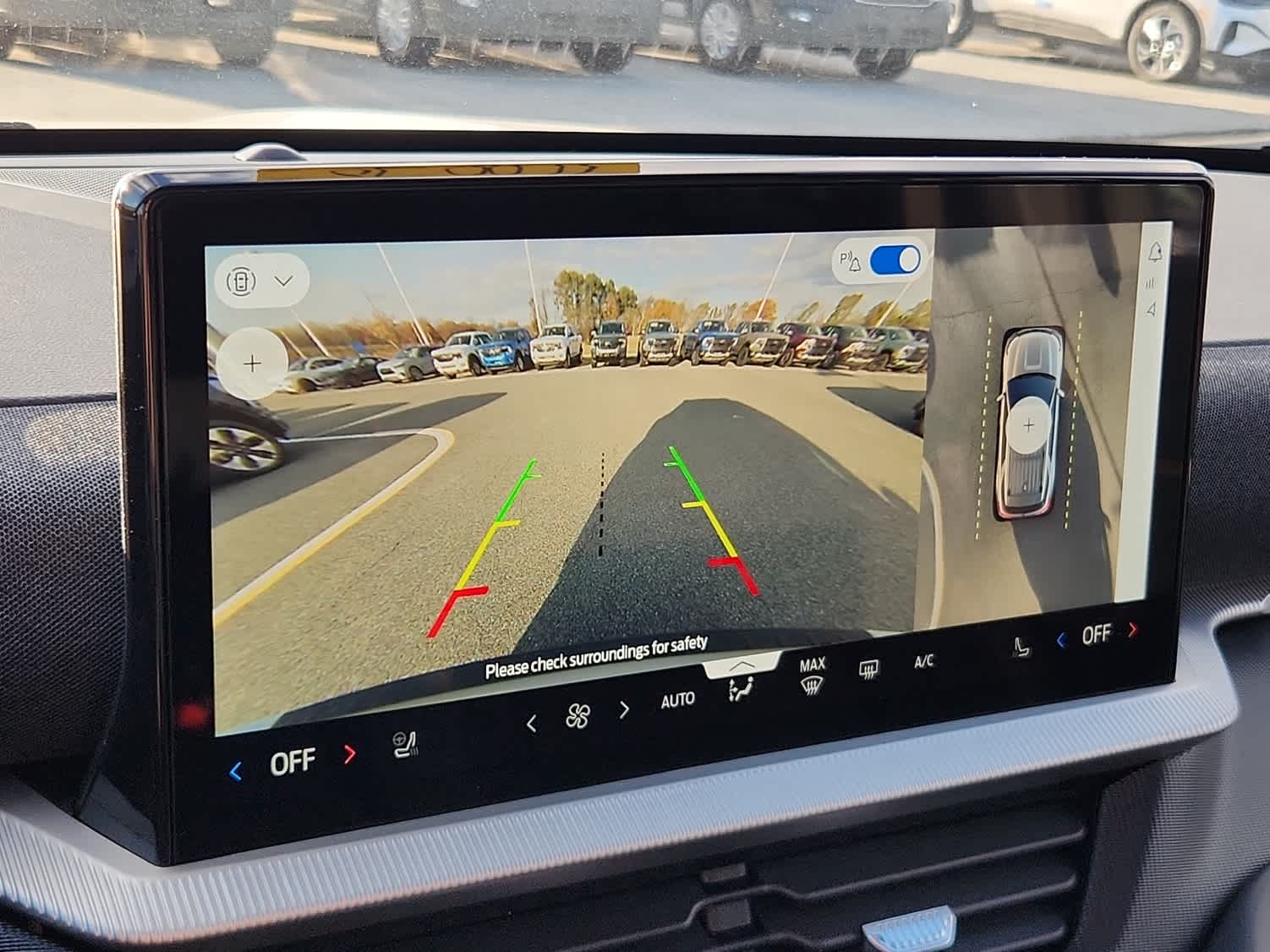 2026 Ford Explorer Tremor - Photo 17