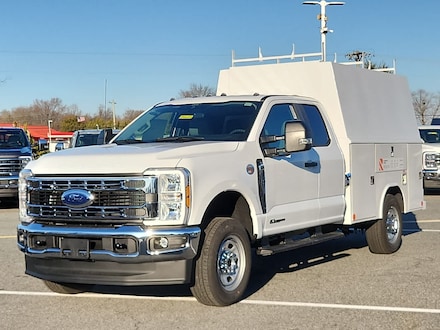 2024 Ford Super Duty F-350 SRW F-350 XL 4WD SuperCab 168 WB 60 CA