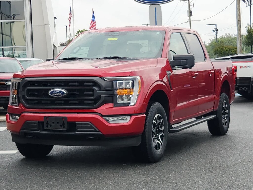 Used 2022 Ford F-150 XLT 4WD Supercrew 5.5 Box Truck SuperCrew Cab