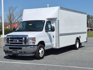 2023 Ford E-Series Cutaway E-450 DRW 158 WB Truck