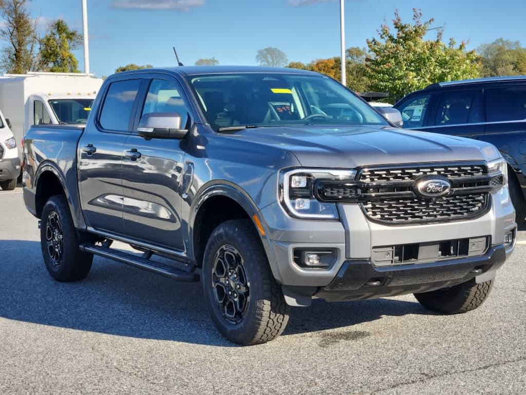 New 2025 Ford Ranger Lariat 4WD Supercrew 5 Box 4WD SuperCrew 5 Box
