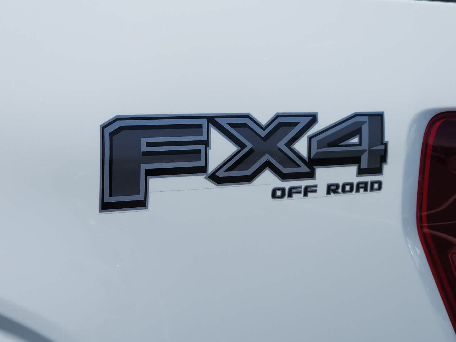 2025 Ford F-150 Platinum - Photo 22