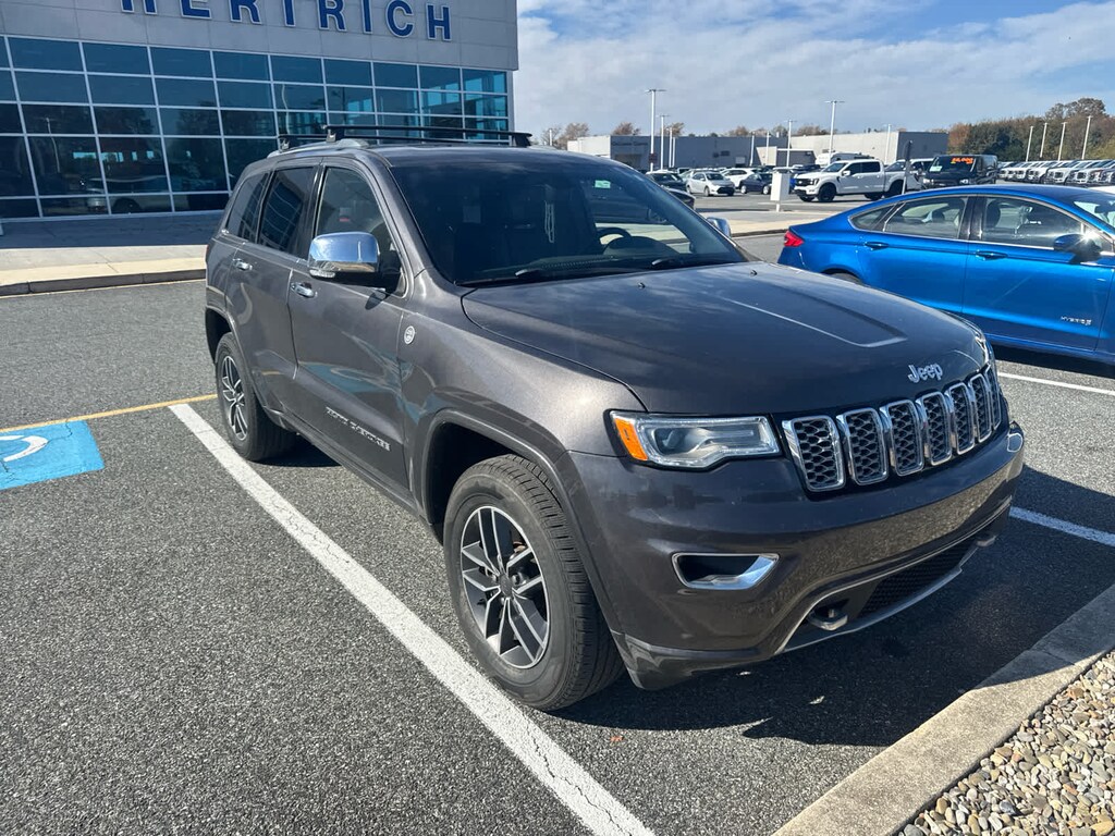Used 2019 Jeep Grand Cherokee Overland SUV