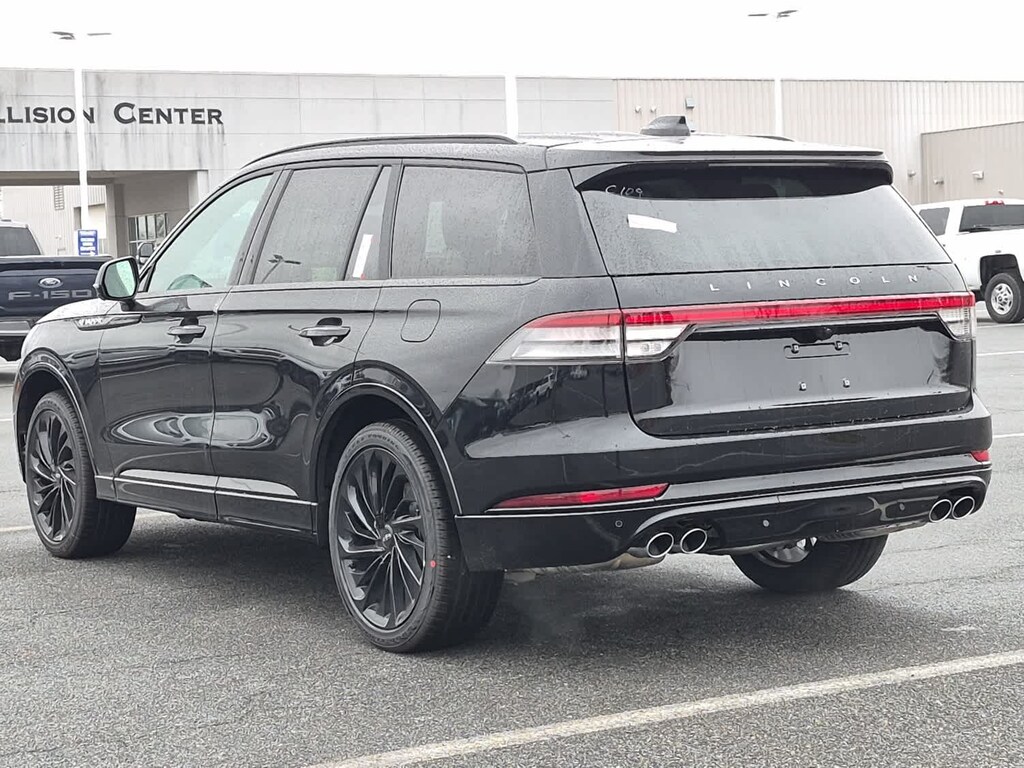 2026 Lincoln Aviator Reserve photo 2