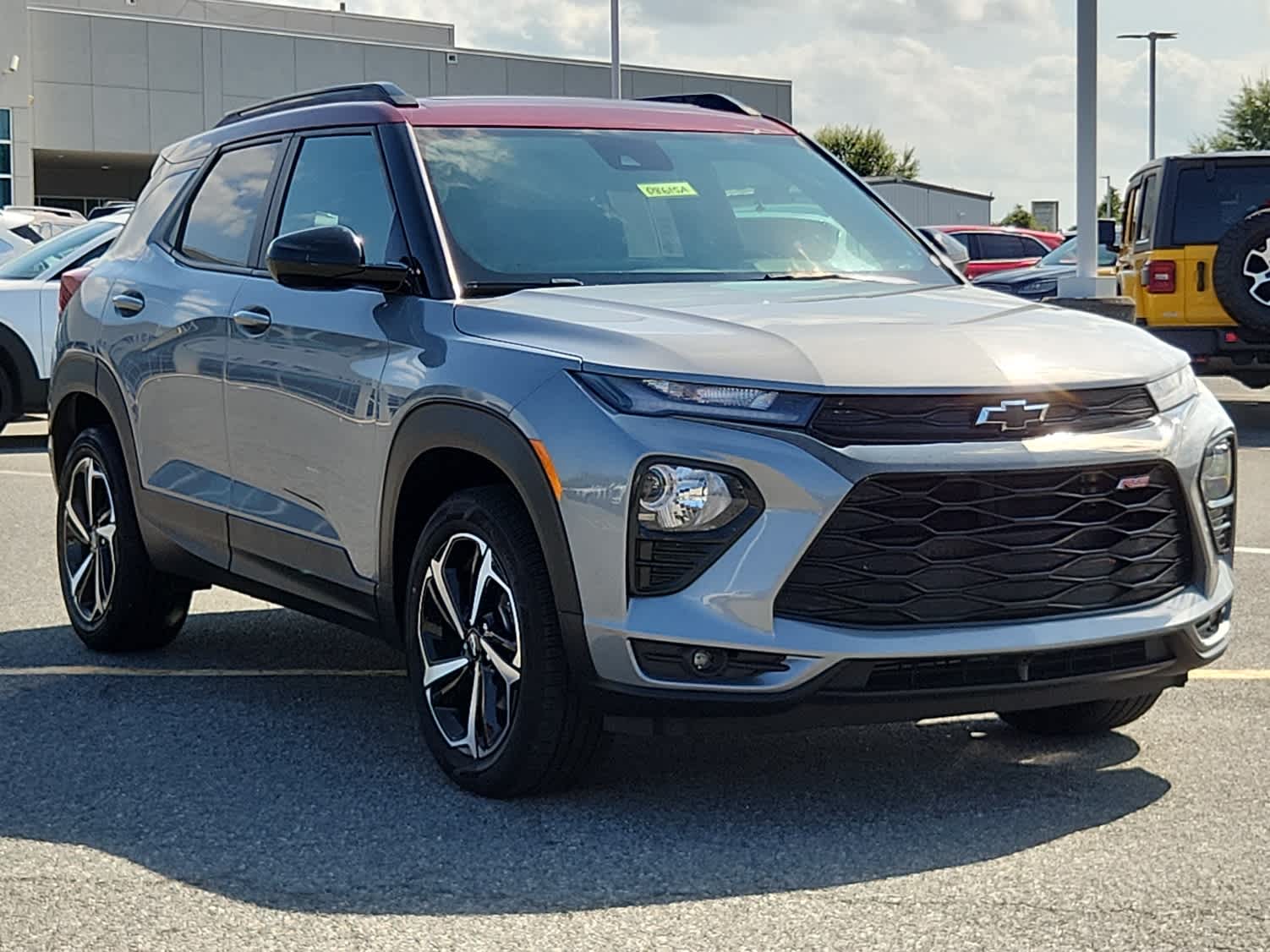 2023 Chevrolet Trailblazer RS photo 2