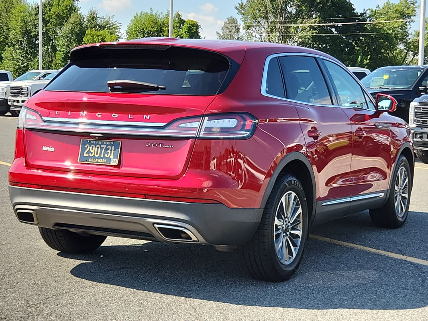 2020 Lincoln Nautilus Standard photo 3