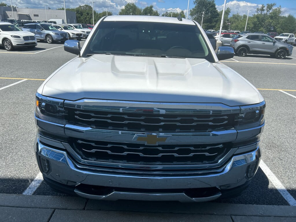 Used 2018 Chevrolet Silverado 1500 LTZ 4WD Crew Cab 143.5 Truck Crew Cab