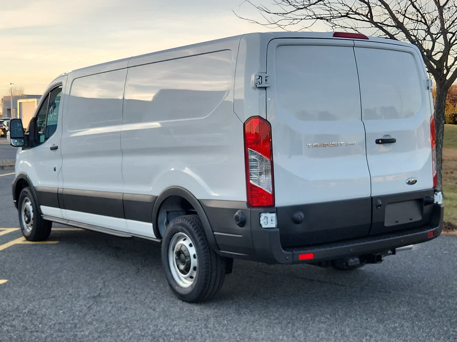 2024 Ford Transit Cargo Van photo 4