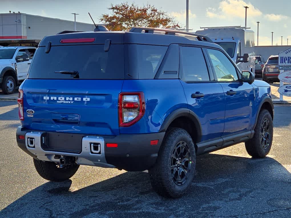 2025 Ford Bronco Sport Outer Banks photo 3