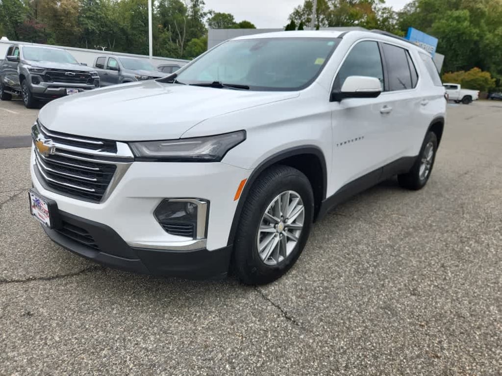 Used 2022 Chevrolet Traverse LT Cloth SUV