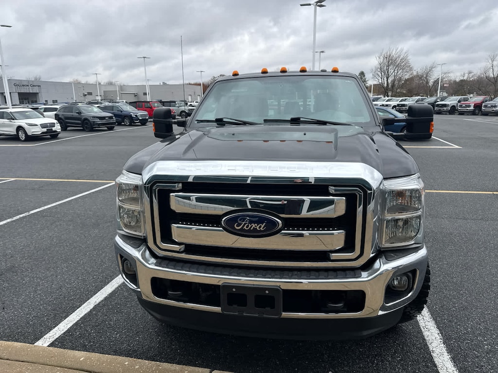 Used 2016 Ford Super Duty F-350 SRW Lariat 4WD Crew Cab 156 Truck Crew Cab