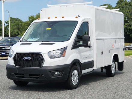 2025 Ford Transit Cutaway