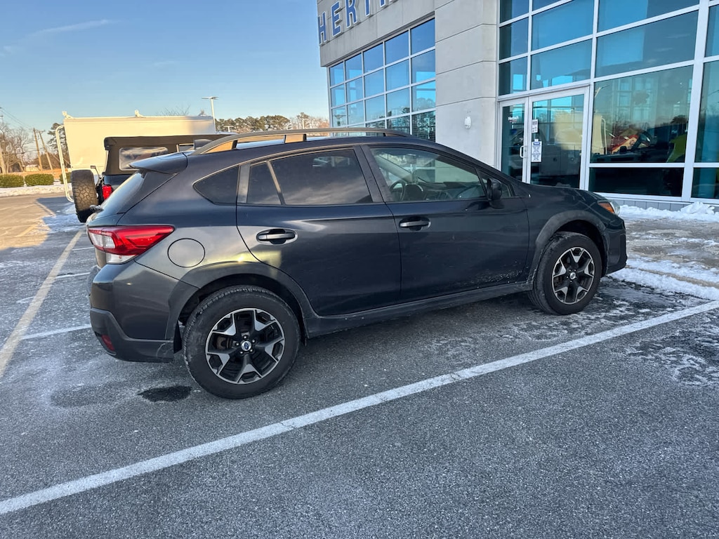 2018 Subaru Crosstrek 2.0i Premium photo 3
