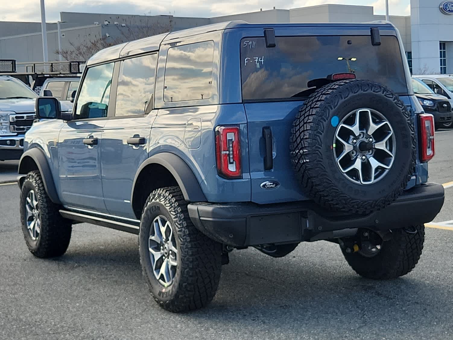 2025 Ford Bronco Badlands photo 4