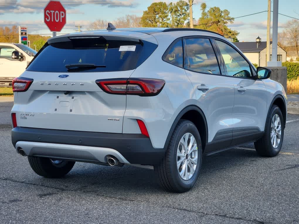 2026 Ford Escape Active photo 3