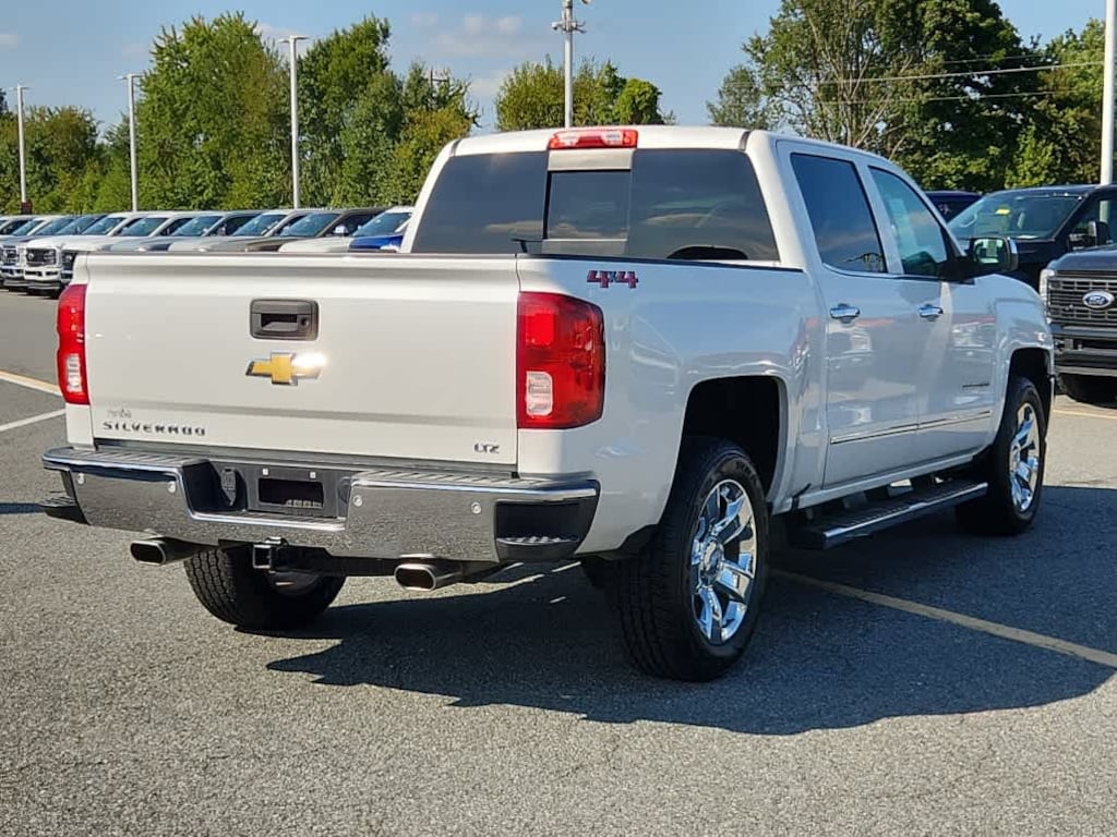 Used 2018 Chevrolet Silverado 1500 LTZ 4WD Crew Cab 143.5 Truck Crew Cab