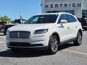 2023 Lincoln Nautilus Reserve SUV