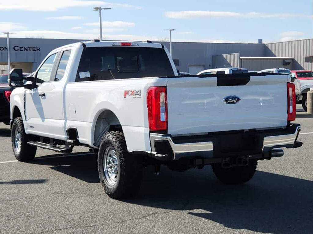 New 2025 Ford Super Duty F-250 SRW 4WD Supercab 8 Box 4WD SuperCab 8 Box