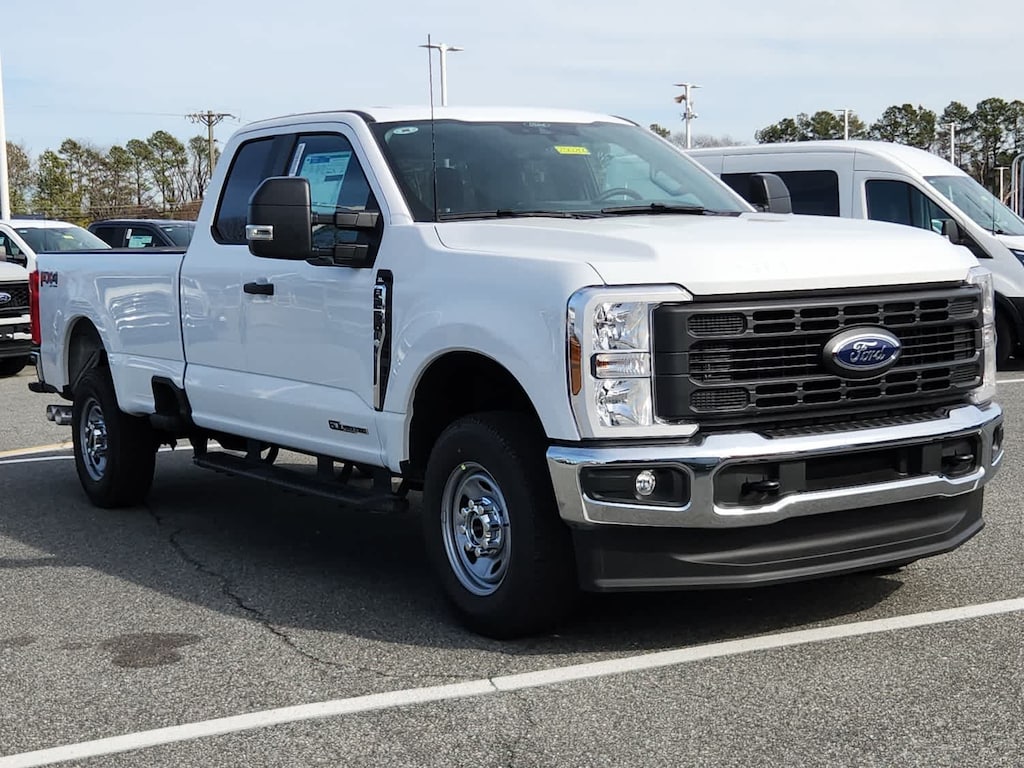 New 2025 Ford Super Duty F-250 SRW XL 4WD Supercab 8 Box 4WD SuperCab 8 Box