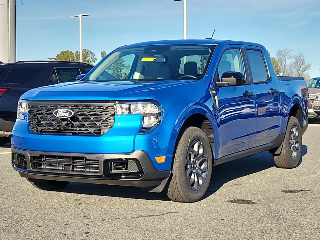 New 2025 Ford Maverick XLT AWD Supercrew AWD SuperCrew
