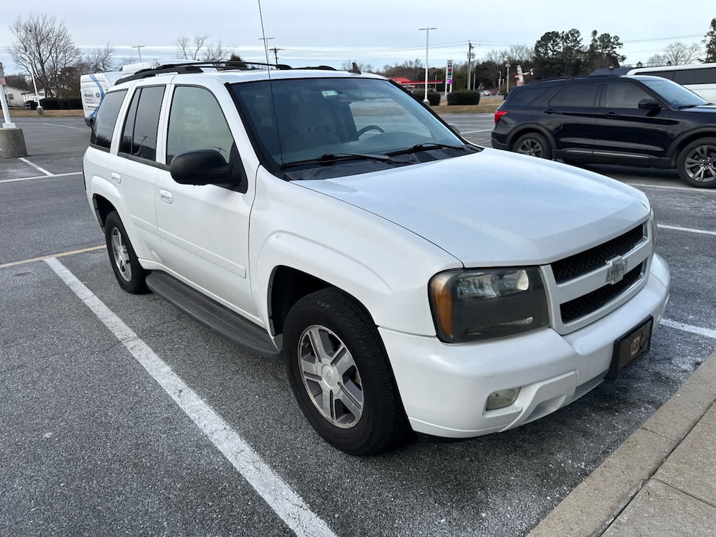 2007 Chevrolet Trailblazer LT photo 2