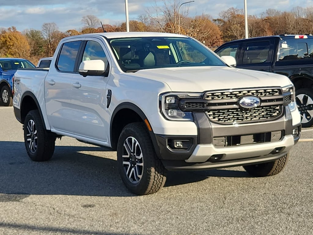 New 2025 Ford Ranger Lariat 4WD Supercrew 5 Box 4WD SuperCrew 5 Box