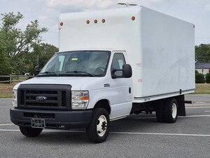 2019 Ford E-Series Cutaway E-350 DRW 158 WB Truck