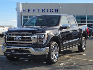 2023 Ford F-150 Lariat 4WD Supercrew 5.5 Box Truck SuperCrew Cab