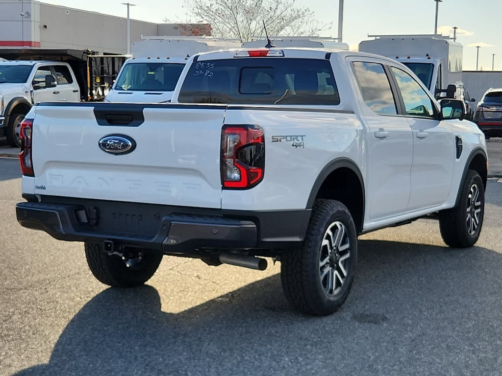 New 2025 Ford Ranger Lariat 4WD Supercrew 5 Box 4WD SuperCrew 5 Box