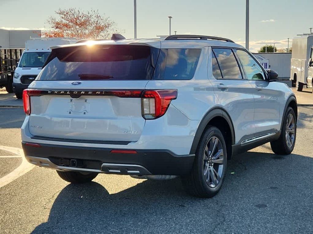 New 2025 Ford Explorer Active 4WD